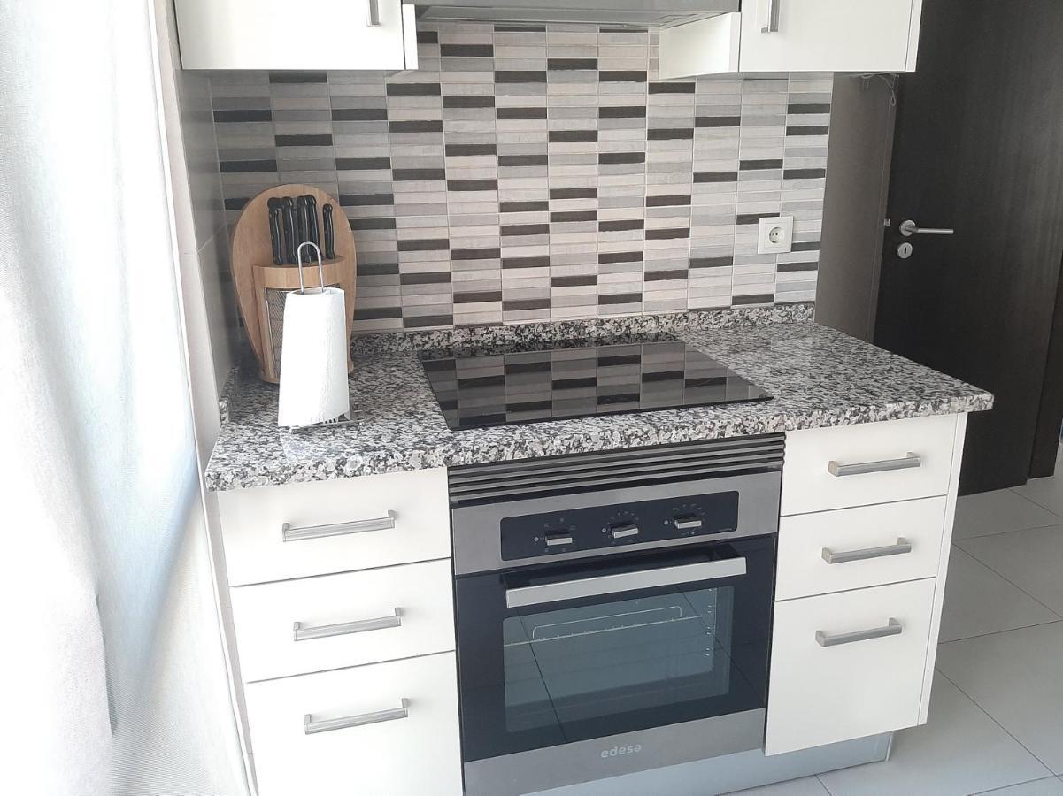 Apartamento Zacarias By Ferias Com Sol Quarteira Luaran gambar