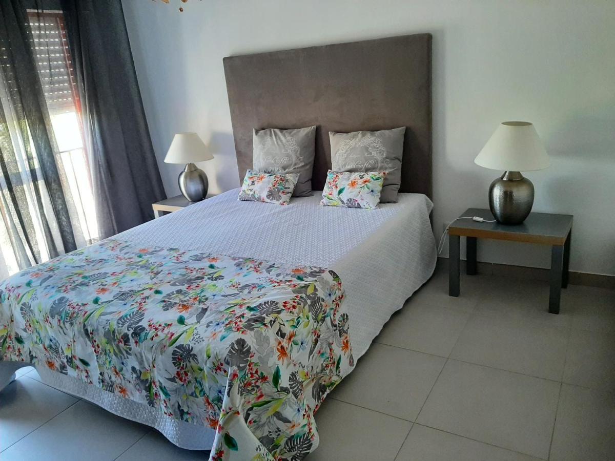 Apartamento Zacarias By Ferias Com Sol Quarteira Luaran gambar